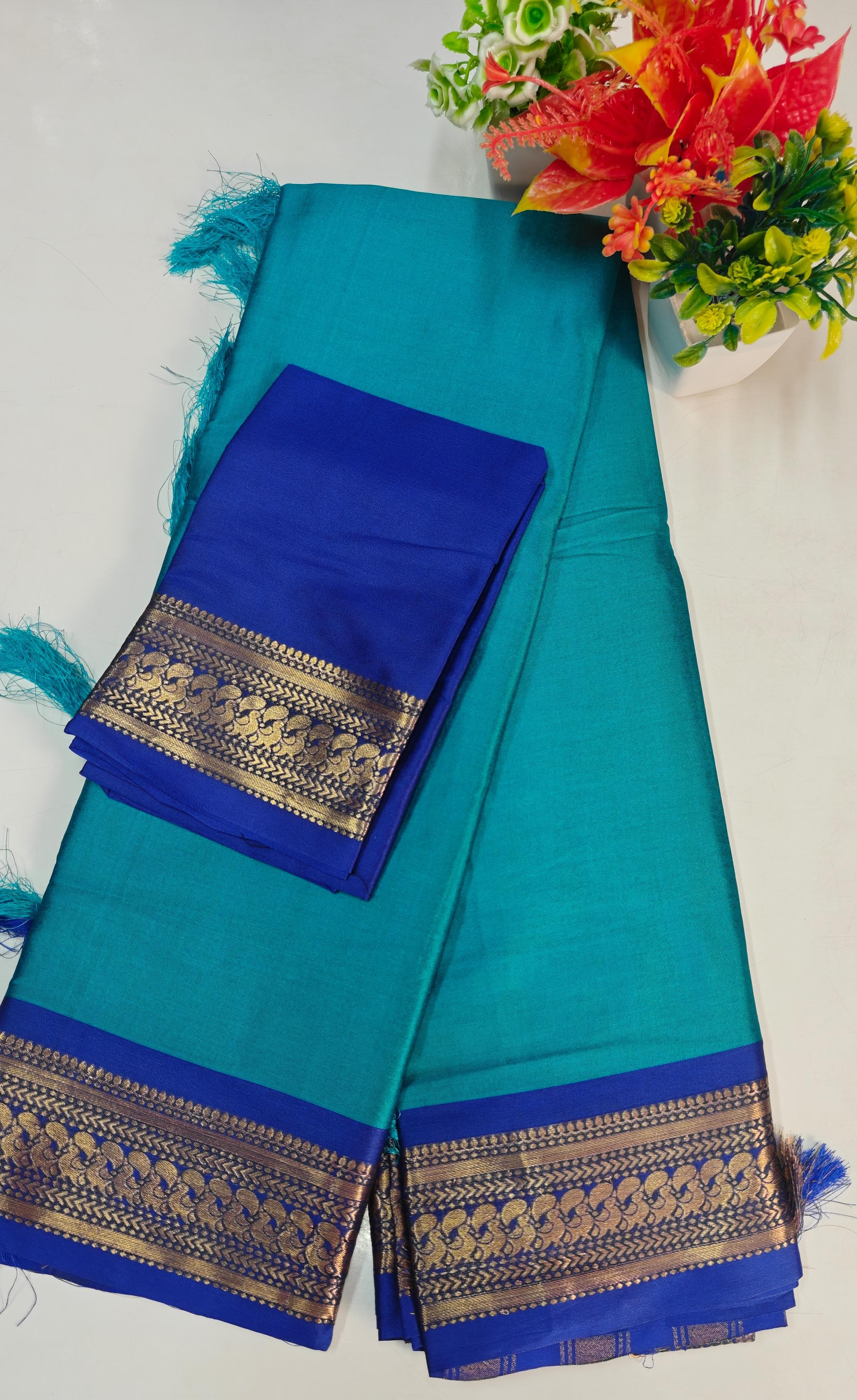 Kaveri Pattu KVP08