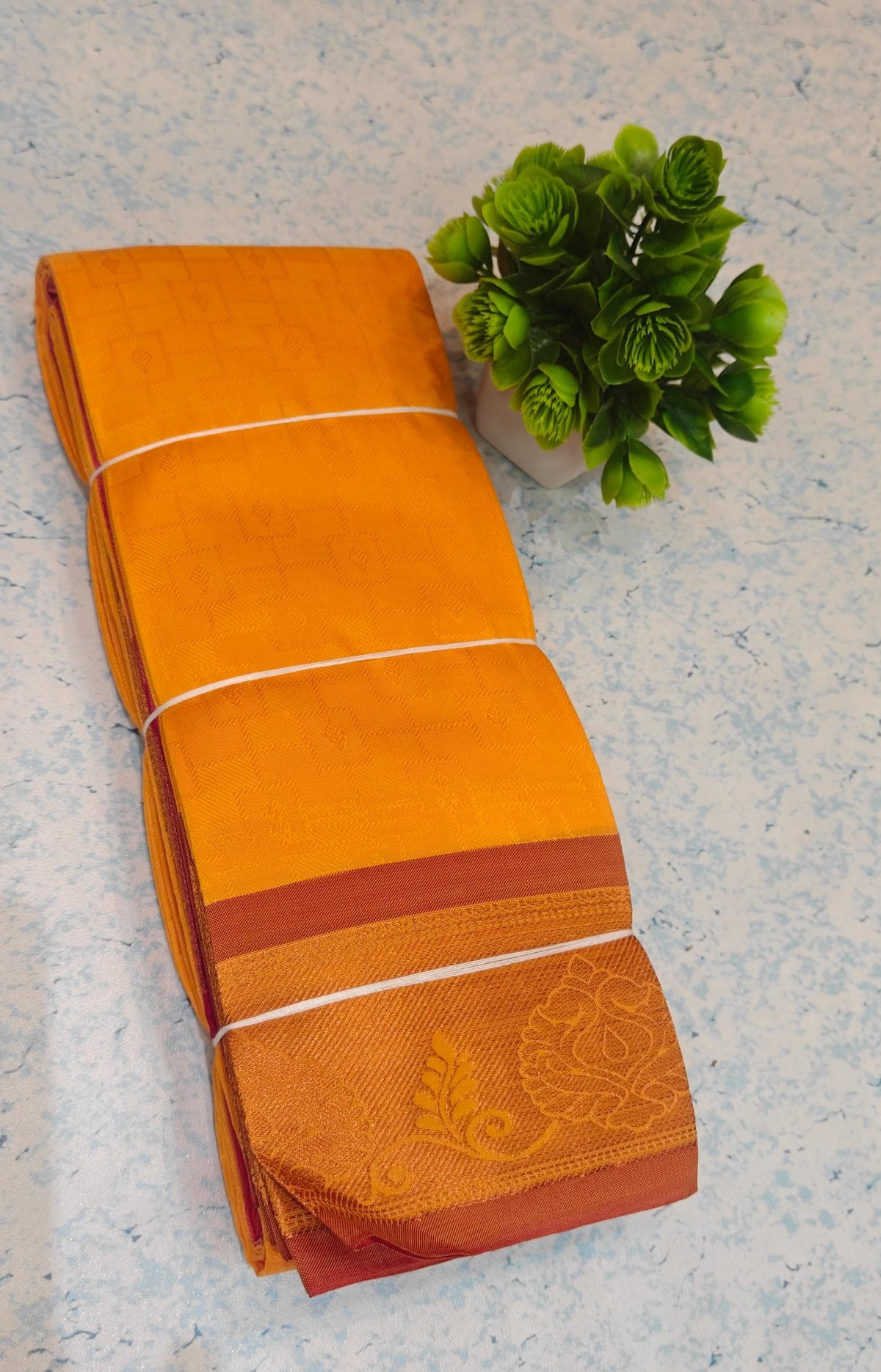 Poonthamil Pattu Saree PTP019