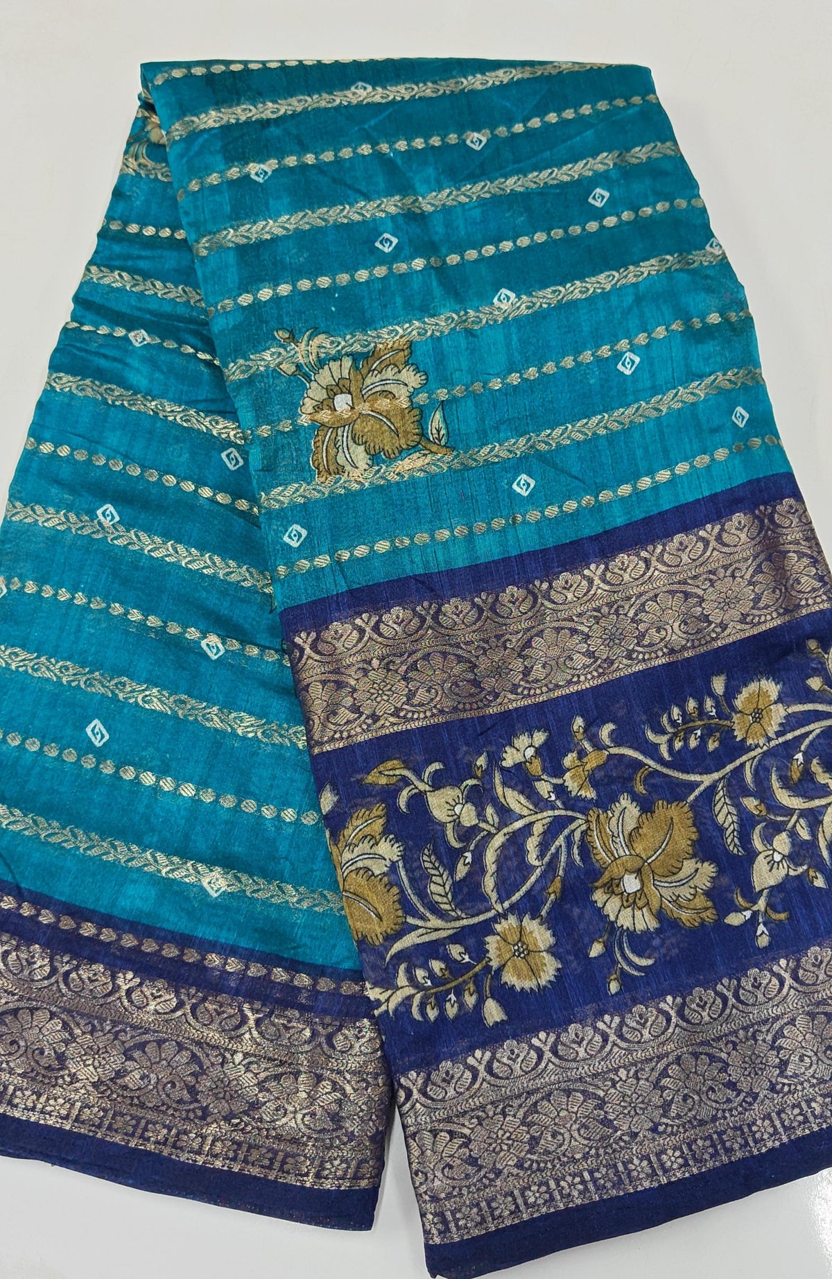 Semy Vairavoosi Silk SVS04