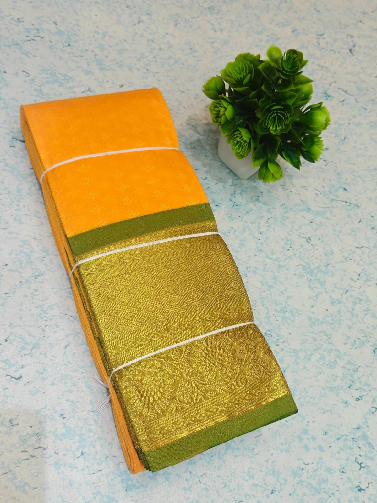 Poonthamil Pattu Saree PTP04